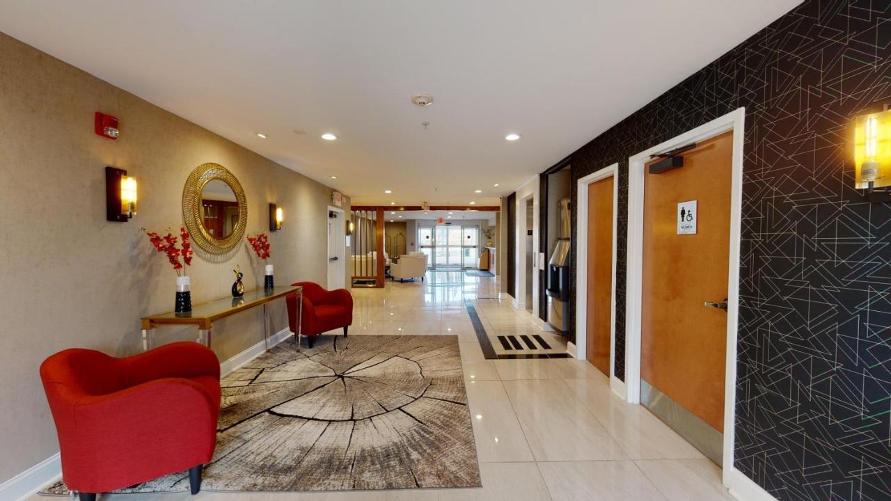 Ramada By Wyndham Strasburg - Shenandoah Valley Екстер'єр фото