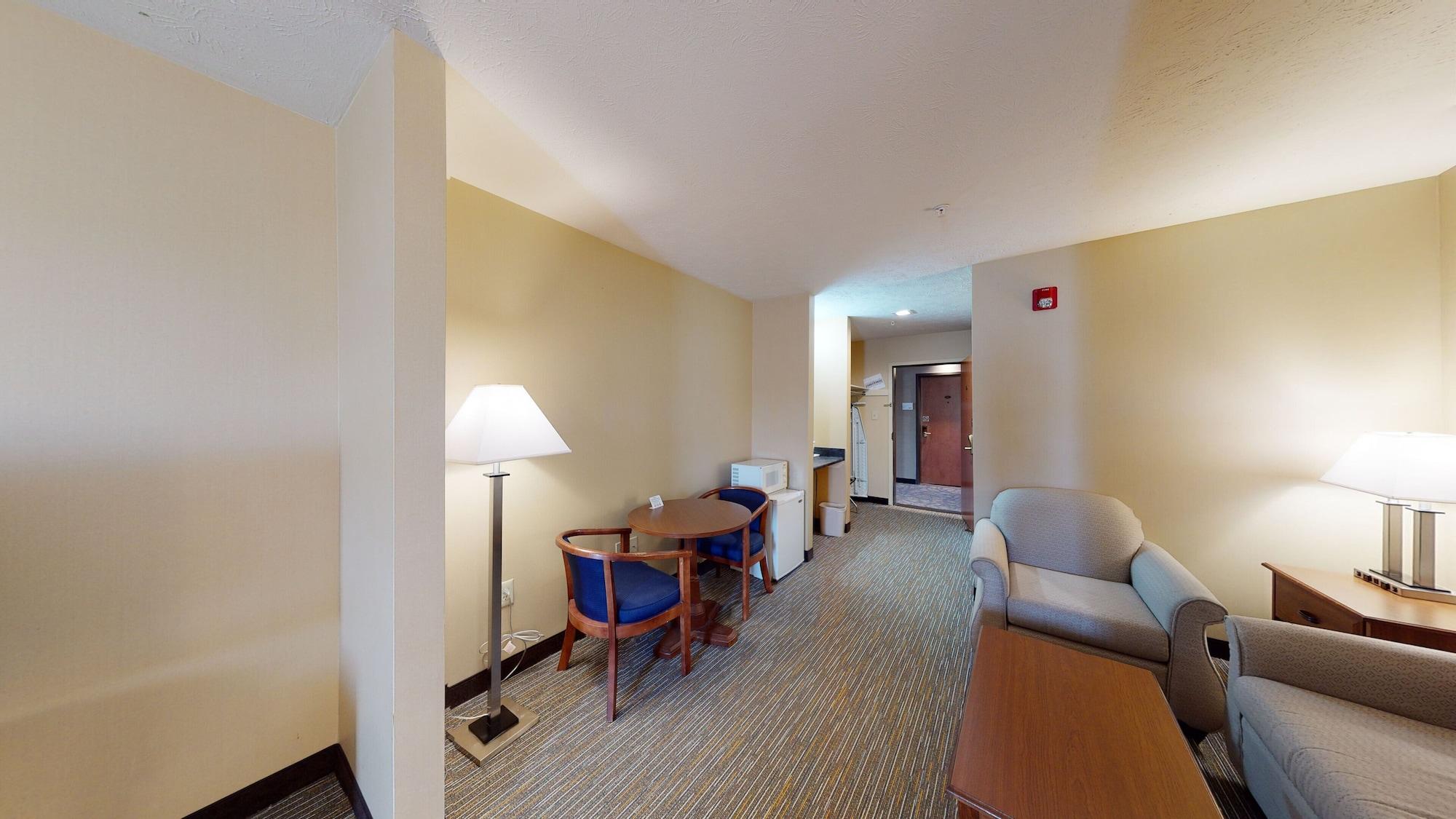 Ramada By Wyndham Strasburg - Shenandoah Valley Екстер'єр фото
