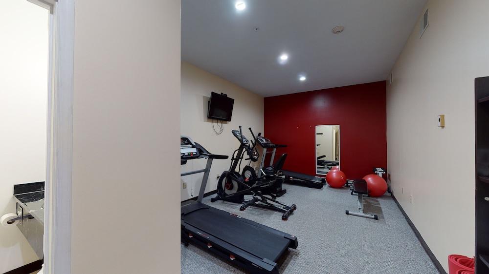 Ramada By Wyndham Strasburg - Shenandoah Valley Екстер'єр фото
