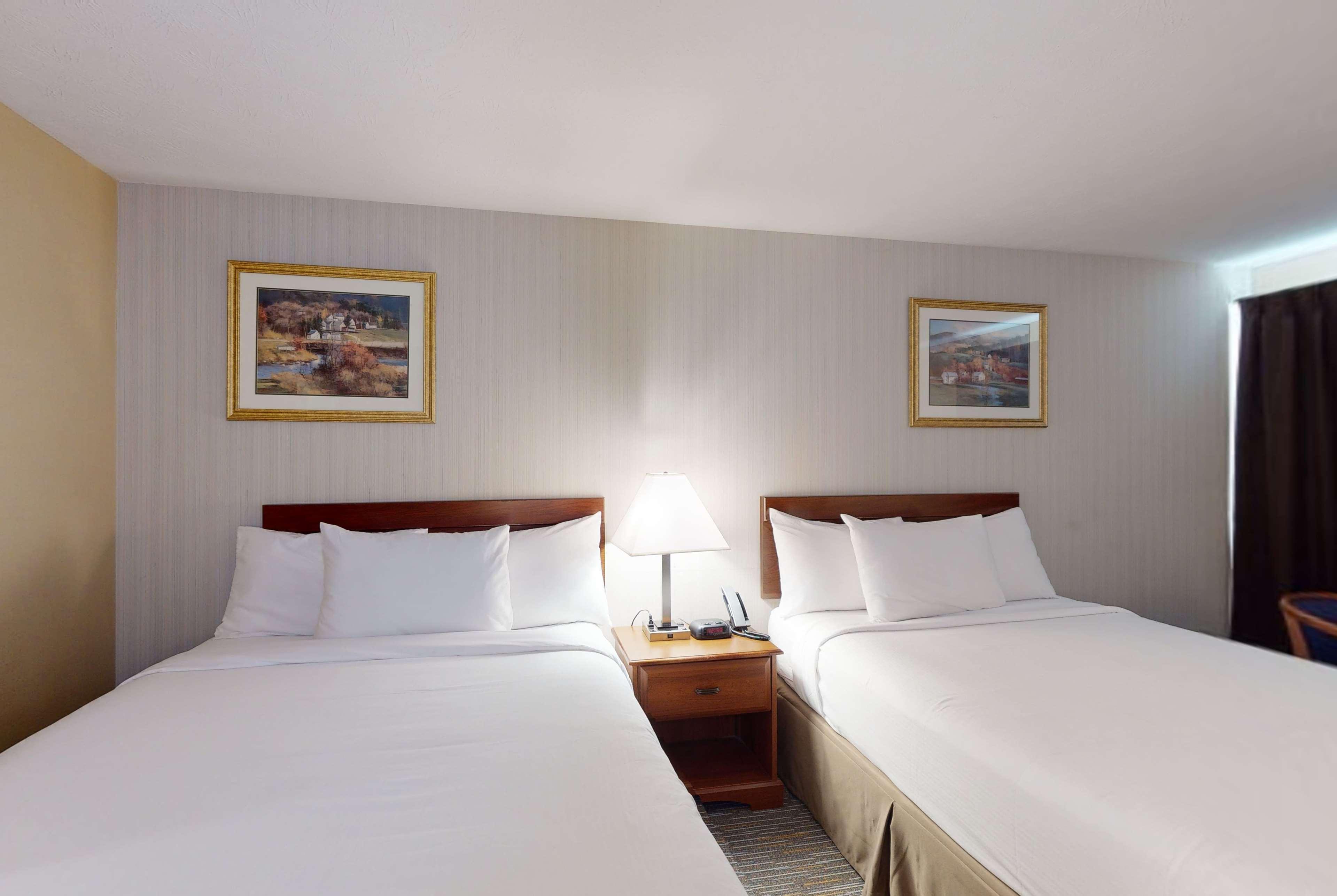 Ramada By Wyndham Strasburg - Shenandoah Valley Екстер'єр фото