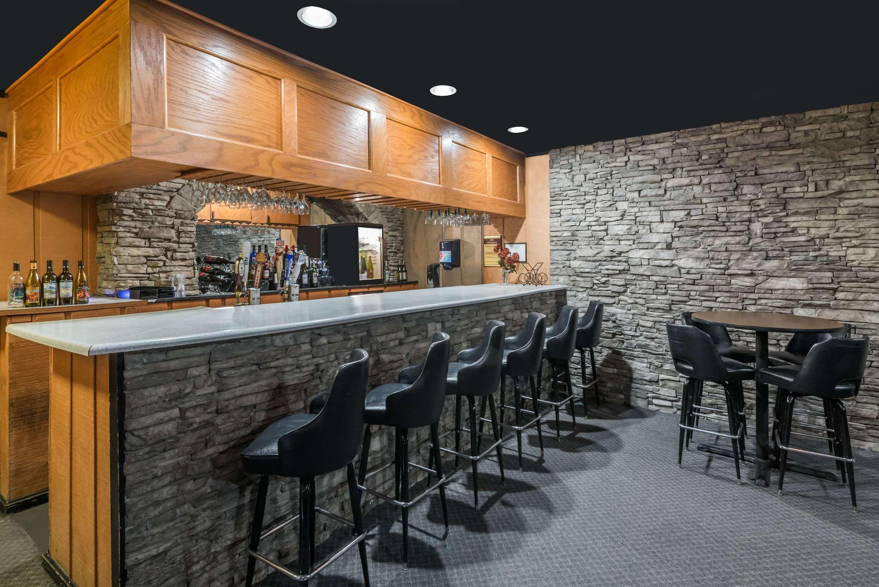 Ramada By Wyndham Strasburg - Shenandoah Valley Екстер'єр фото